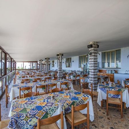 Madonna Della Scala Bed & Breakfast Castellabate Bagian luar foto