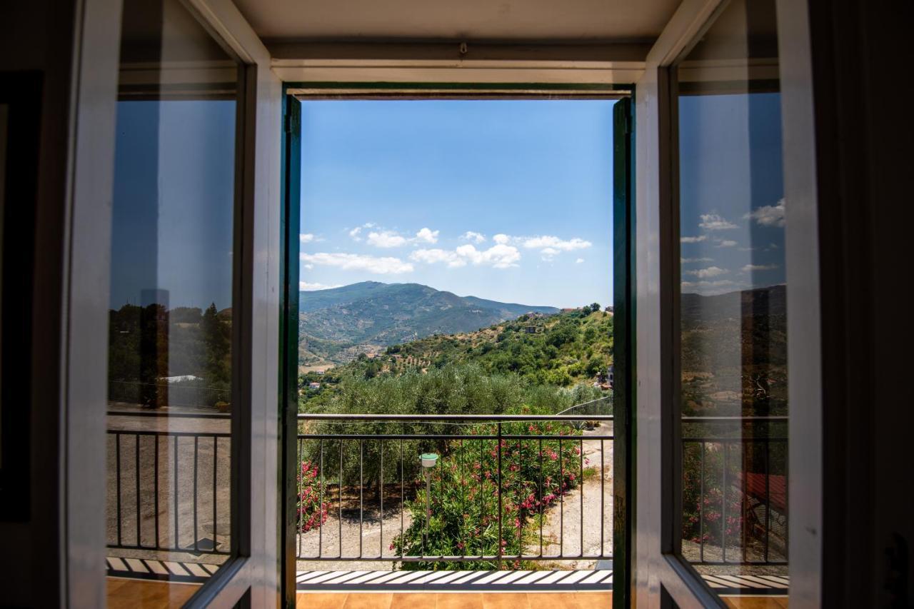 Madonna Della Scala Bed & Breakfast Castellabate Bagian luar foto