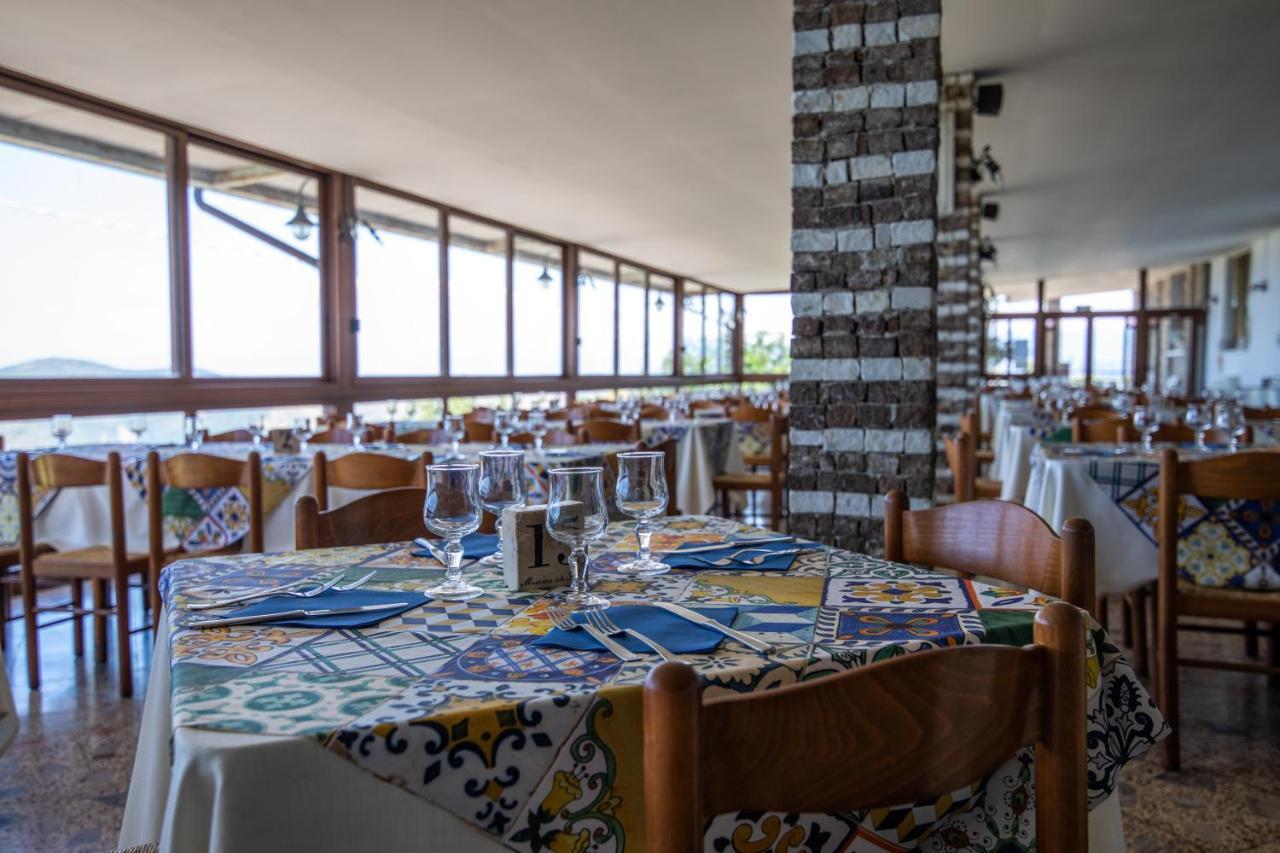 Madonna Della Scala Bed & Breakfast Castellabate Bagian luar foto