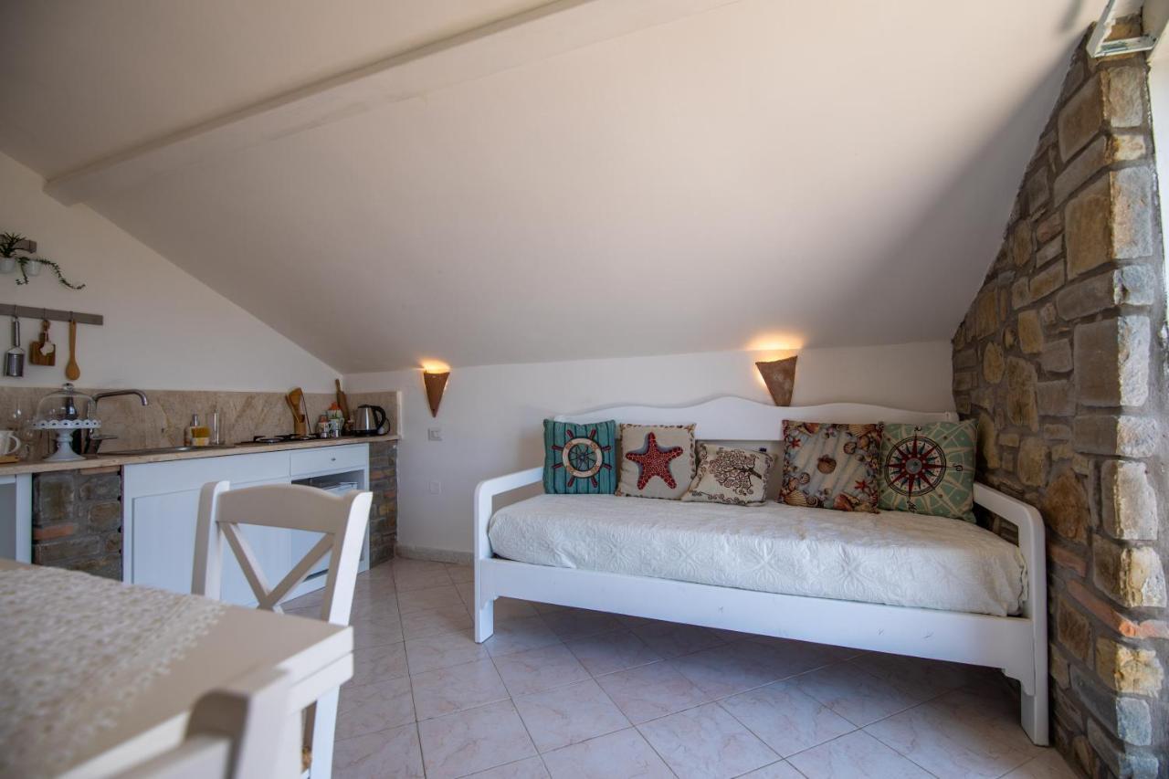 Madonna Della Scala Bed & Breakfast Castellabate Bagian luar foto