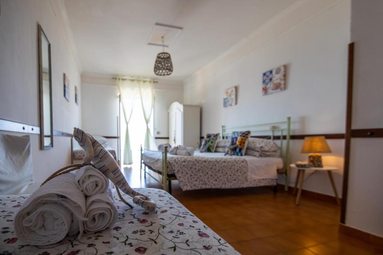 Madonna Della Scala Bed & Breakfast Castellabate Bagian luar foto