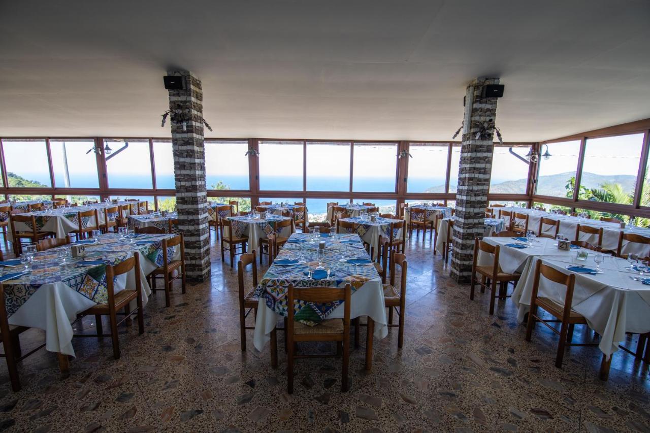 Madonna Della Scala Bed & Breakfast Castellabate Bagian luar foto