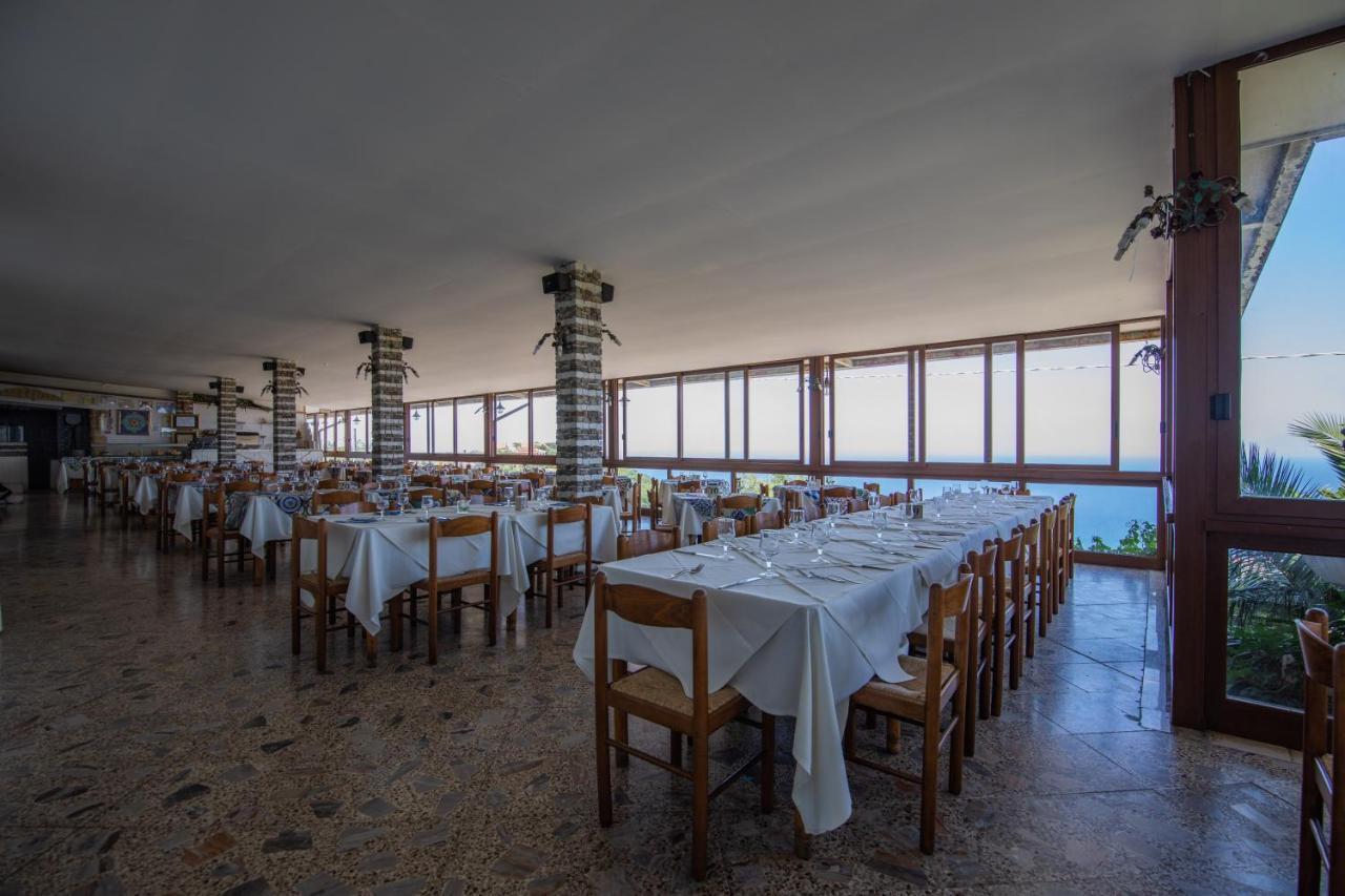 Madonna Della Scala Bed & Breakfast Castellabate Bagian luar foto